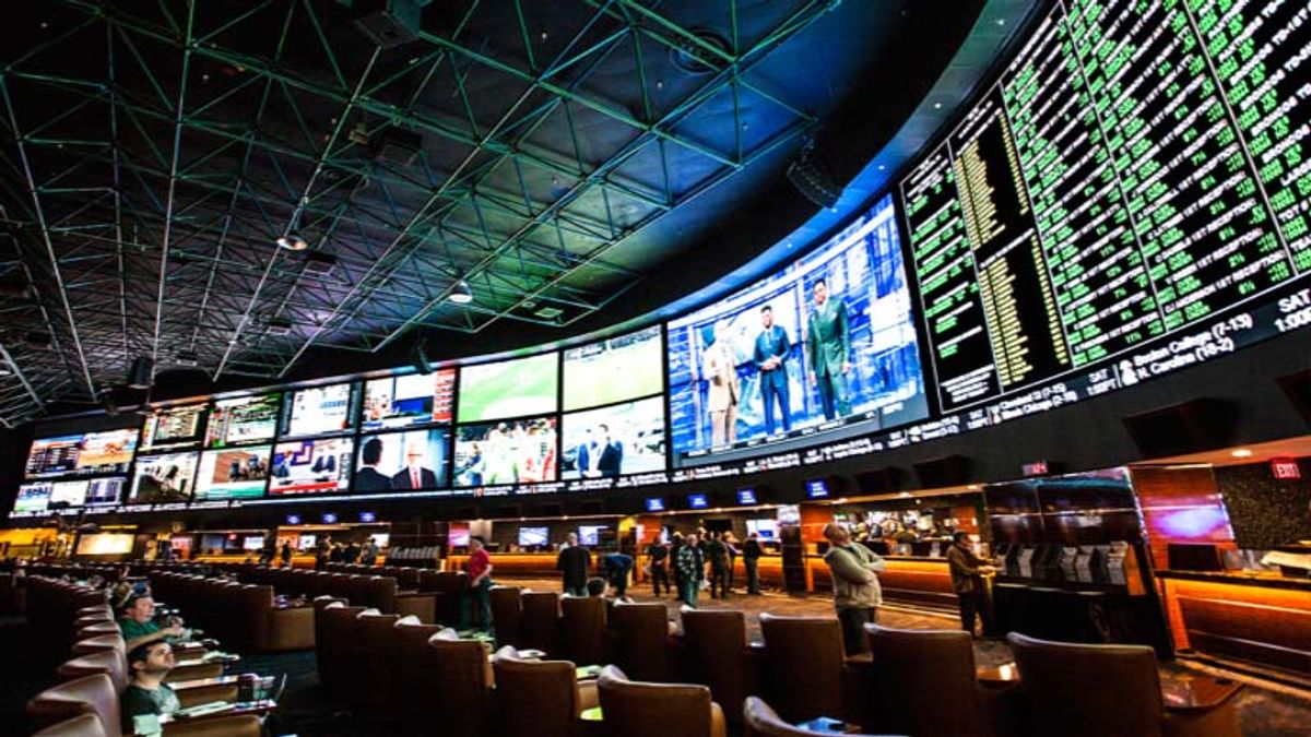 What is the Difference Between Retail and Online Sports Betting?
